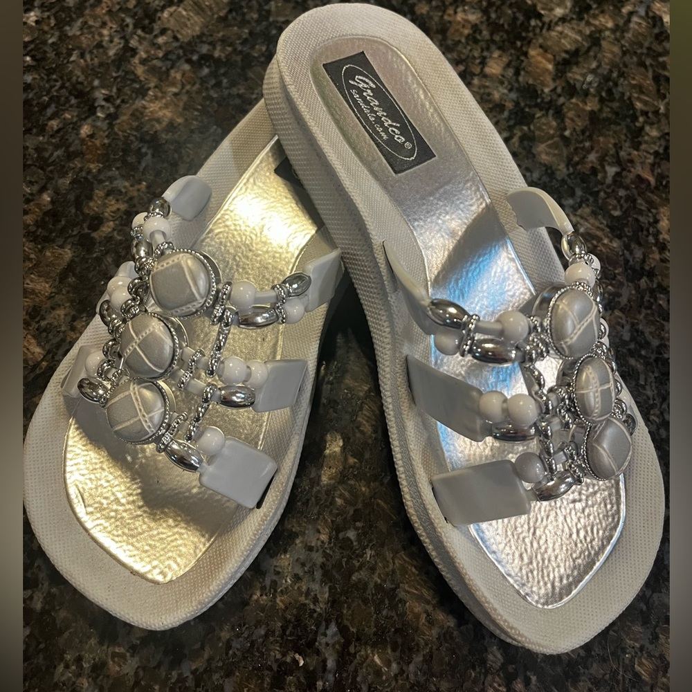 Grandco Sandles